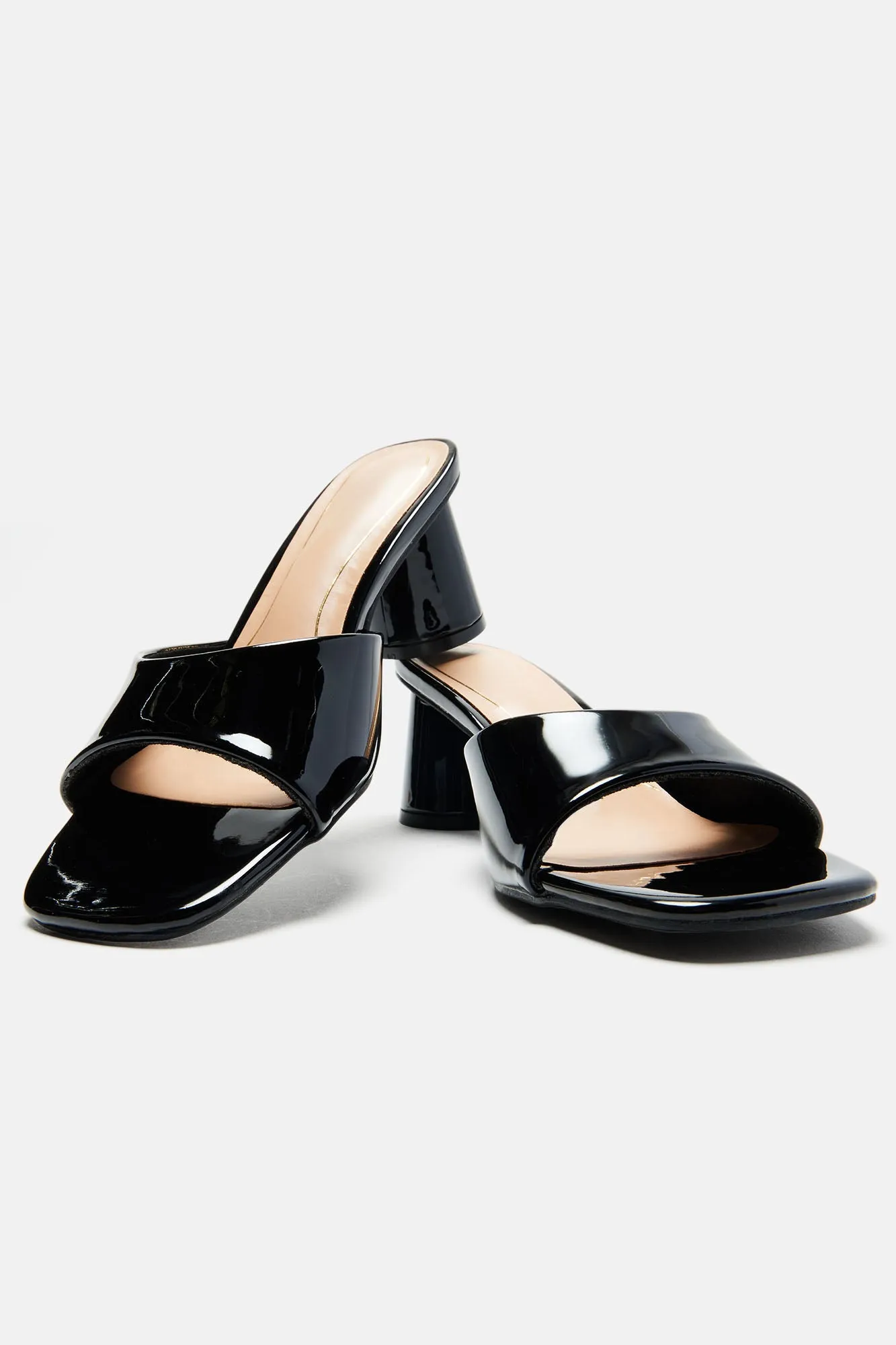 All Kinds Of Sweet Mules - Black