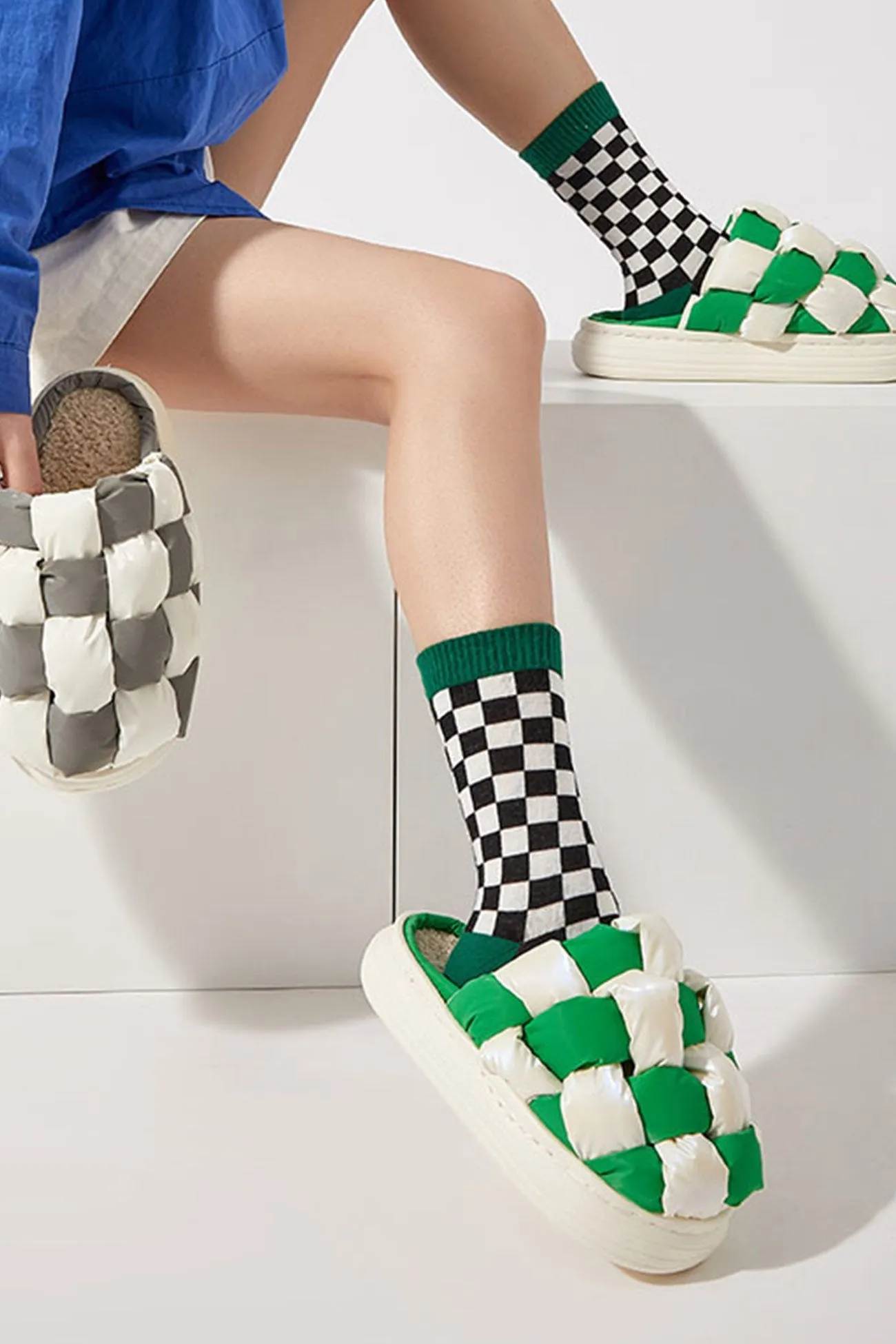 Amozae-Contrast Checkerboard Plush Platform Slippers