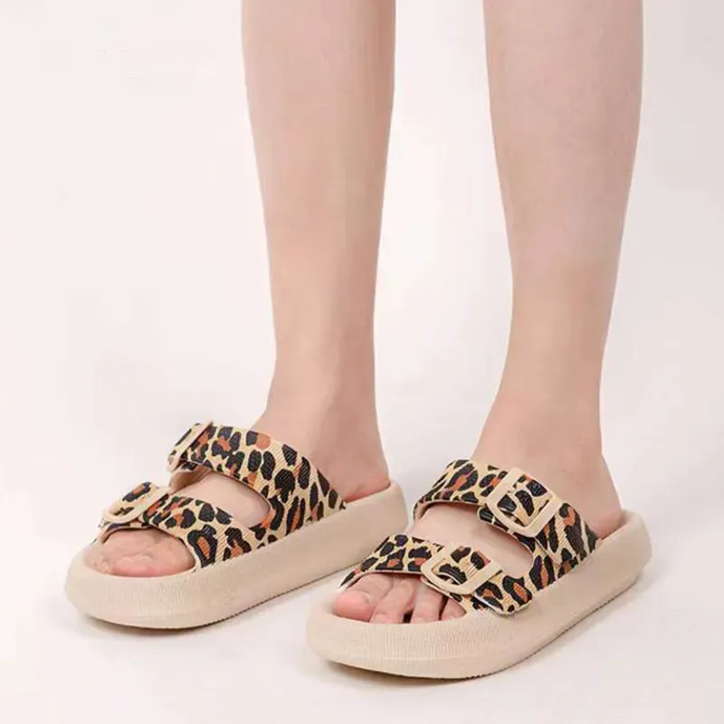 AMOZAE- - Leopard Pillow Slides