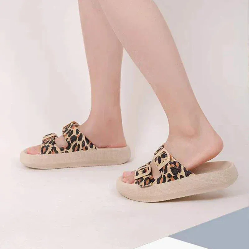 AMOZAE- - Leopard Pillow Slides