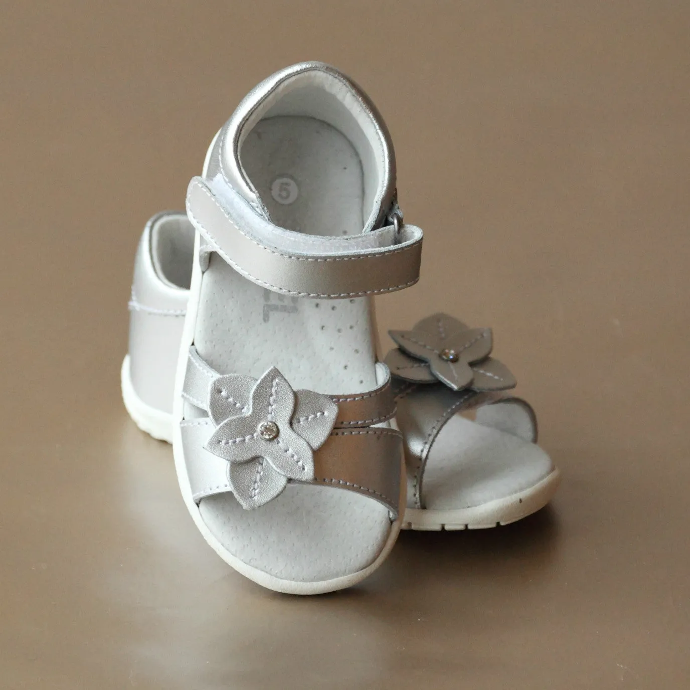 Angel Toddler Girls Comfortable Leather Flower Sandal