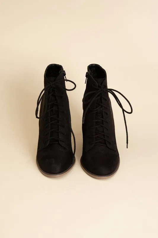 KIDMAN Lace Up Boots