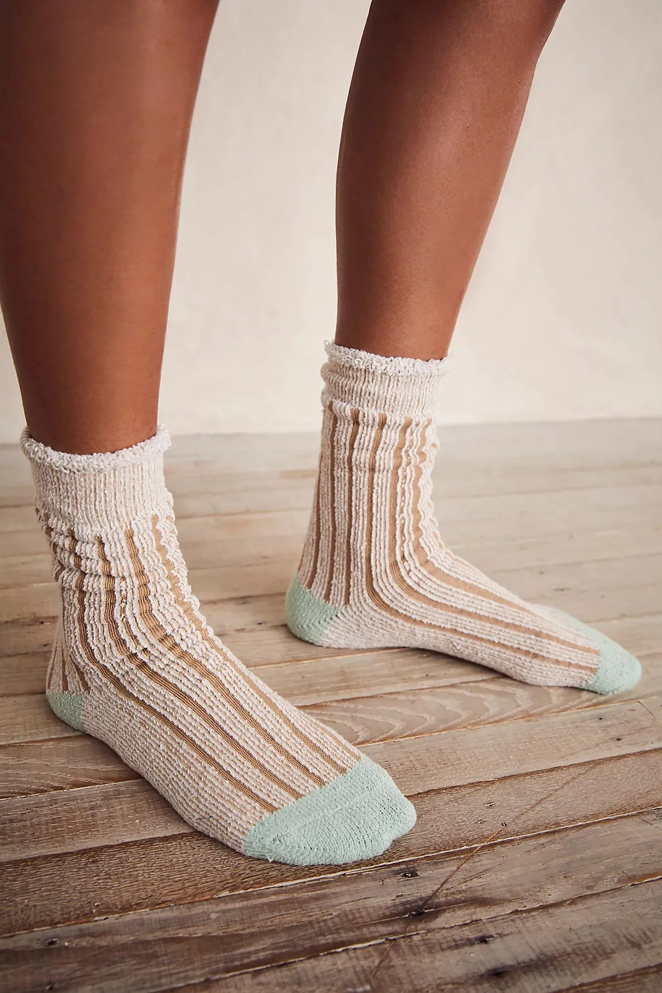 Plush Inside Out Crew Socks | Camel