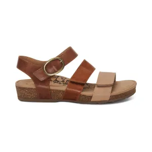 Women's Aetrex Lilly SC561WN Color:  Walnut